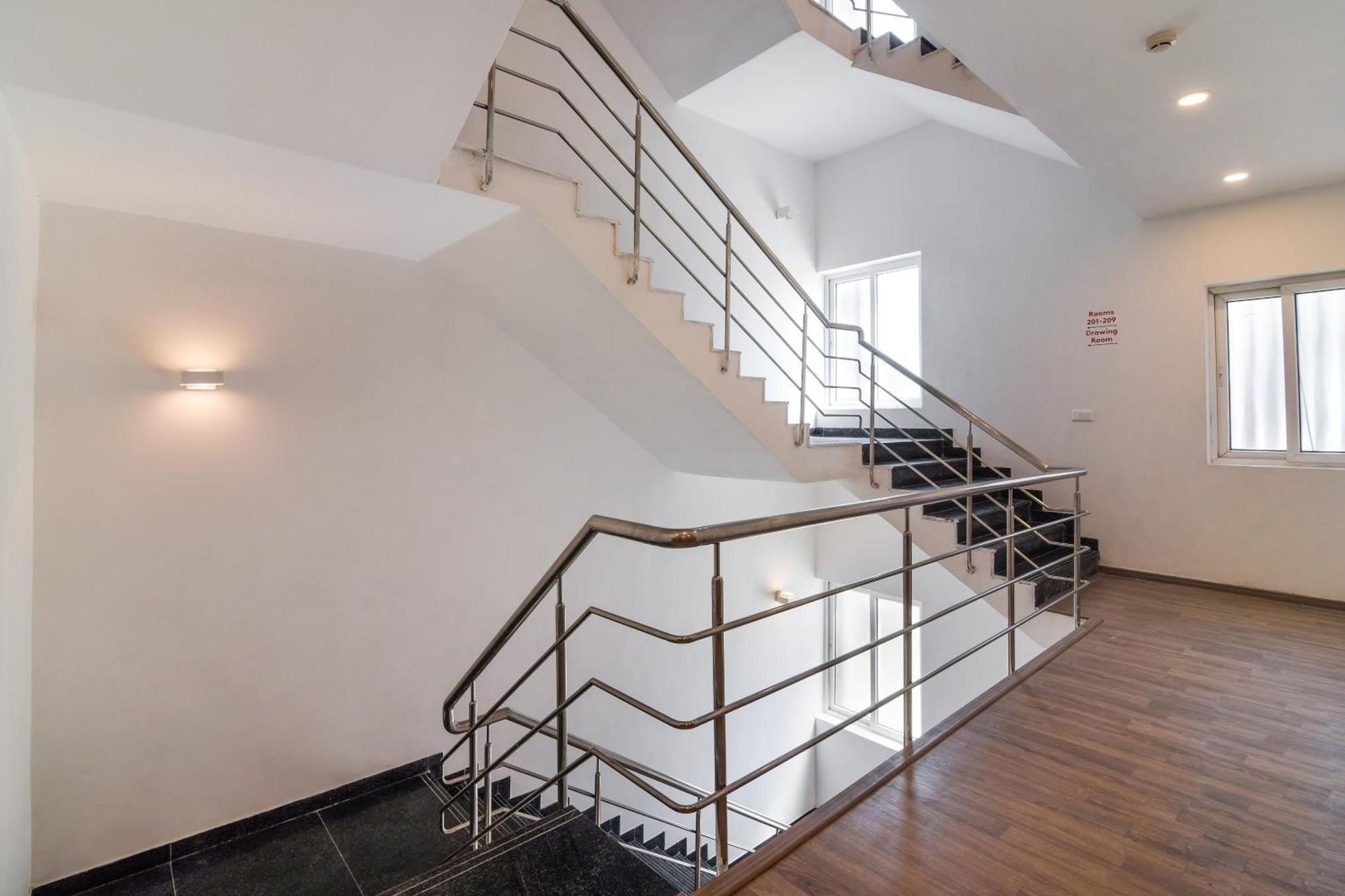 Super Townhouse Xotel Chennai Dış mekan fotoğraf