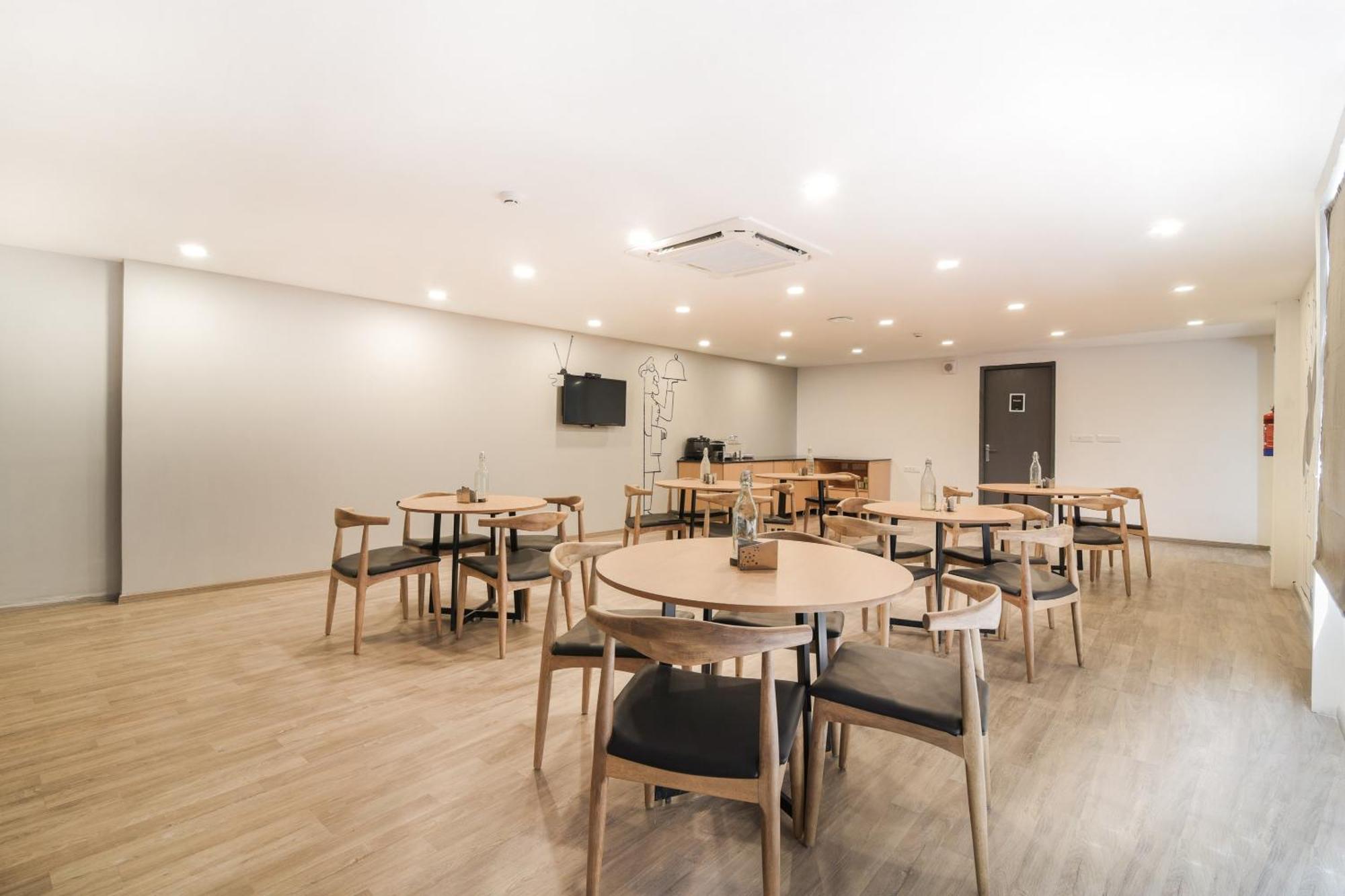 Super Townhouse Xotel Chennai Dış mekan fotoğraf
